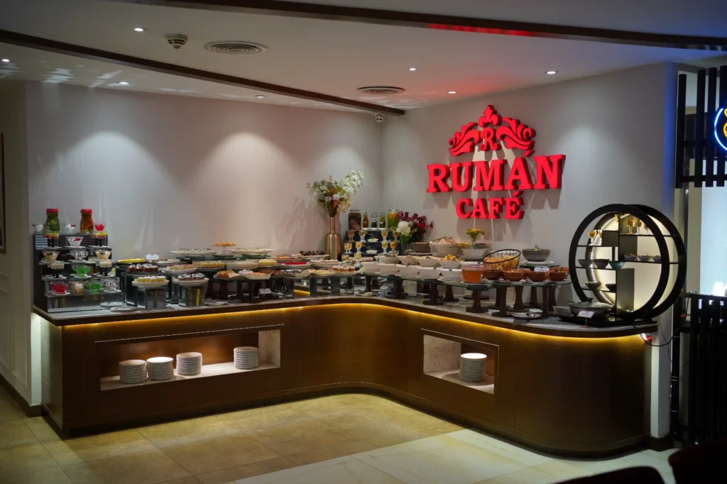 Ruman Cafe interior