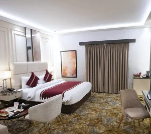 deluxe king room multan